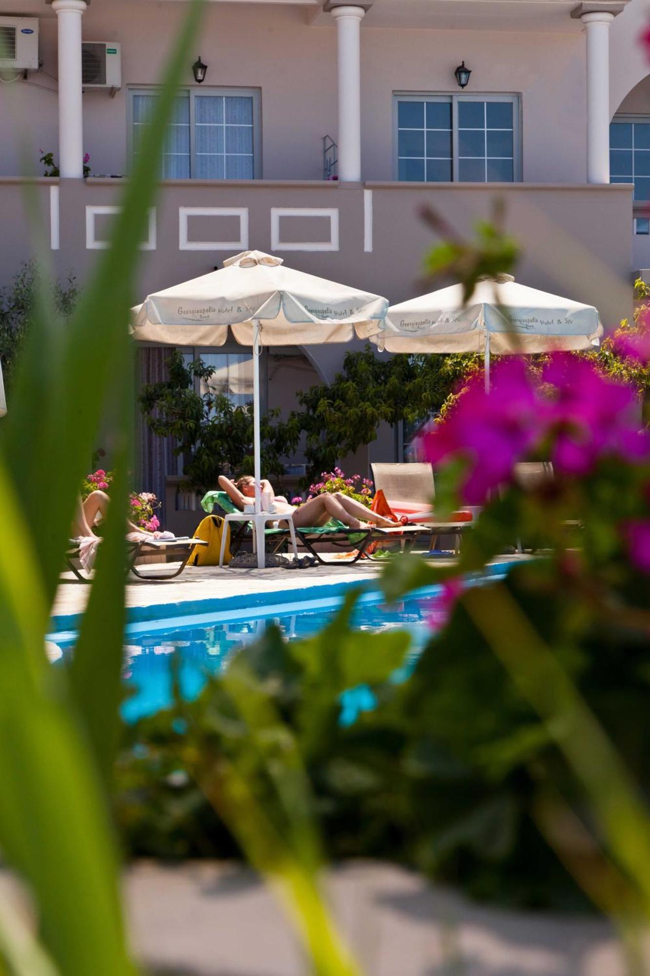 Georgioupolis Beach Hotel ハニア エクステリア 写真
